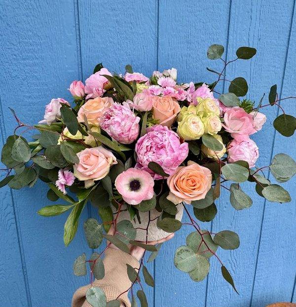Dynamic Floral